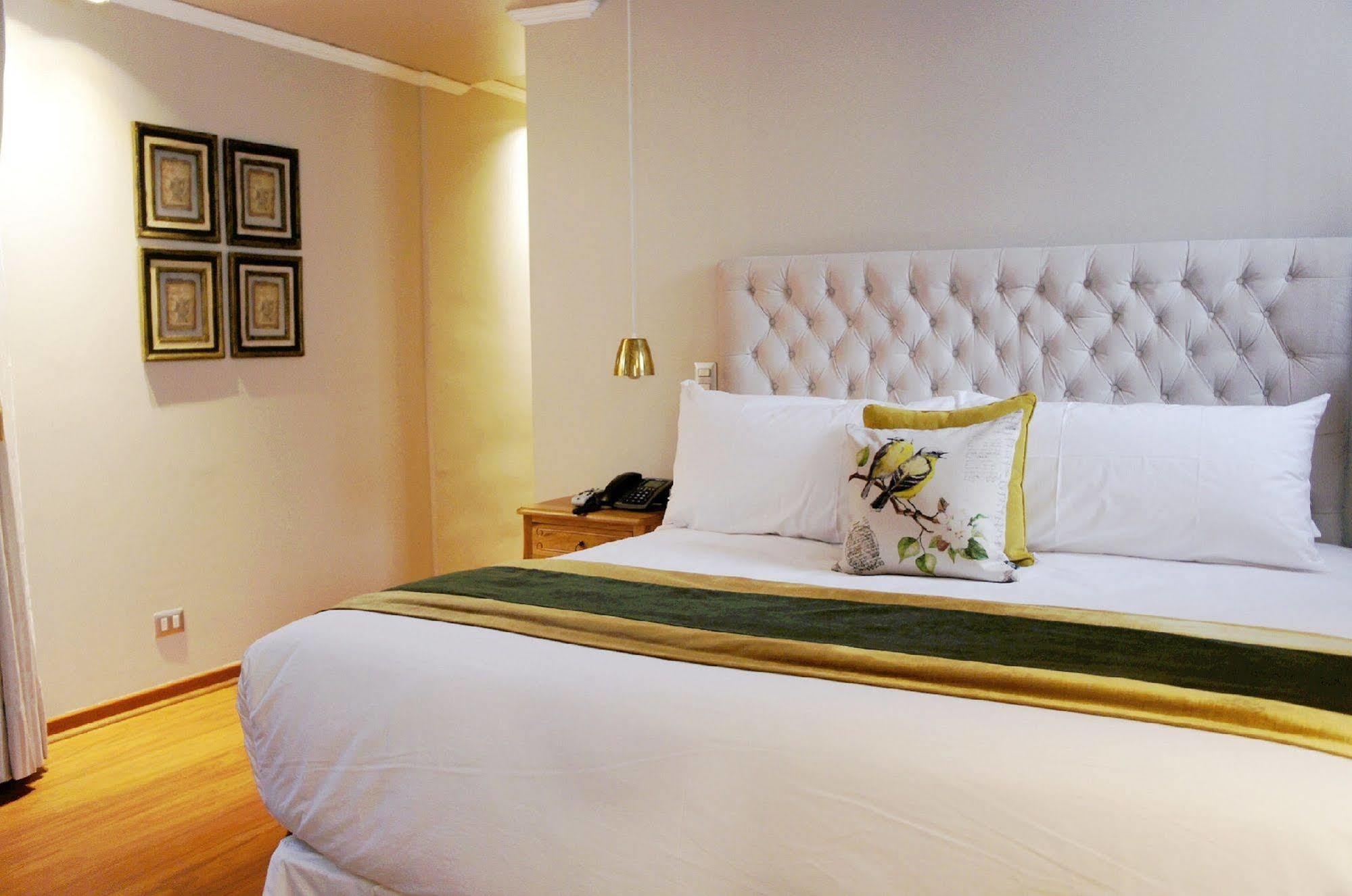 Quiral Hotel Boutique ซานติอาโก ภายนอก รูปภาพ